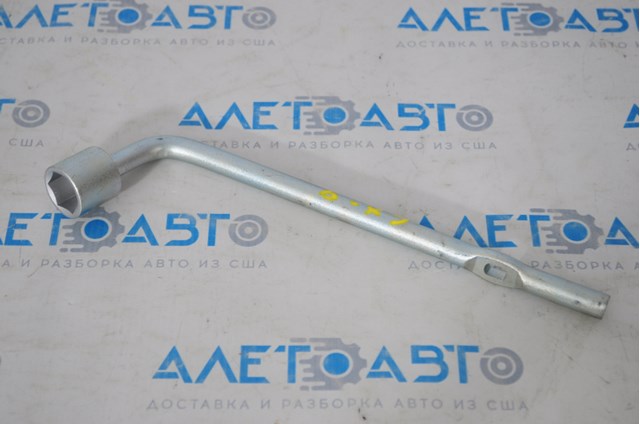 LD4769671 Mazda globo de llave inglesa (cara)