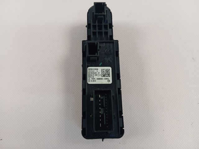 Interruptor de elevalunas delantera izquierda 96788264ZD Opel