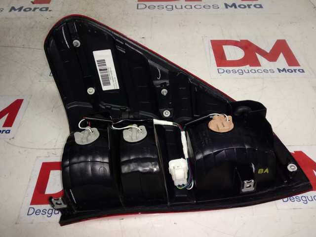 815500K281 Toyota Piloto trasero derecho