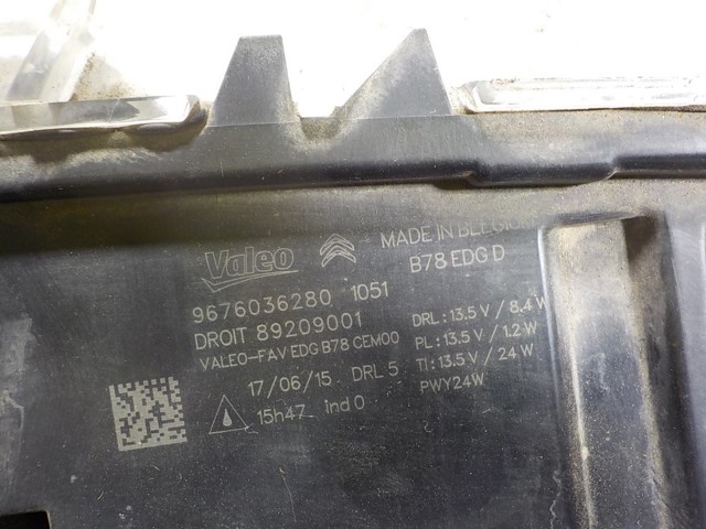 Luz diurna derecha 9676036280 Peugeot/Citroen