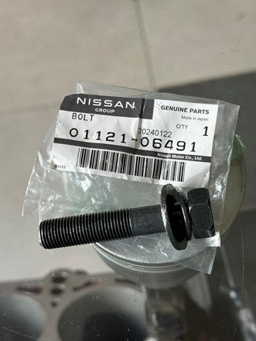 112106491 Nissan