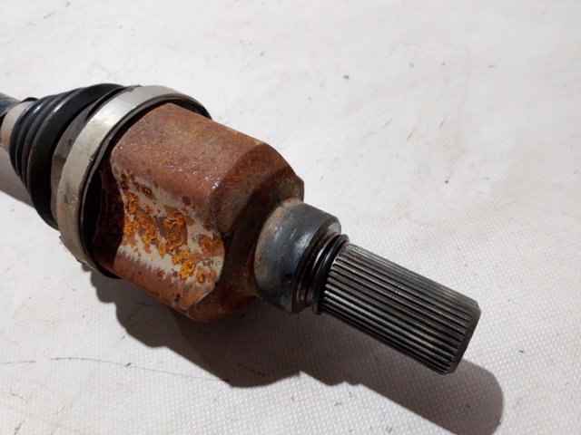 Semieje delantero izquierdo 9808771480 Peugeot/Citroen