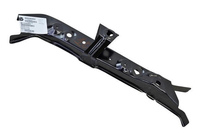 625124CB0B Nissan/Infiniti Soporte superior derecho del radiador