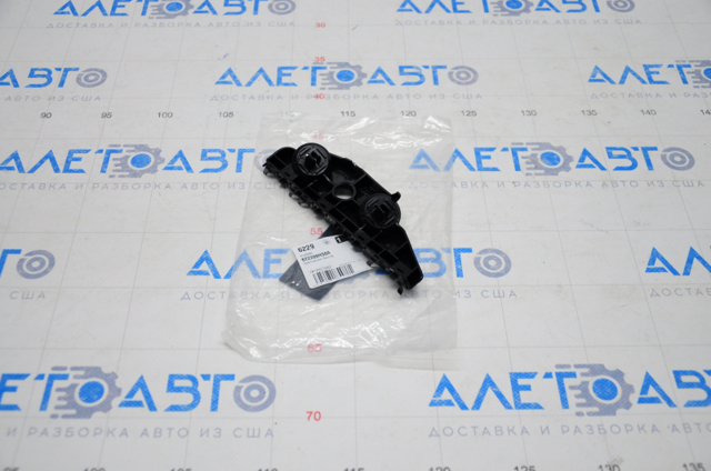 Soporte de paragolpes delantero derecho Nissan/Infiniti 622209HS0A
