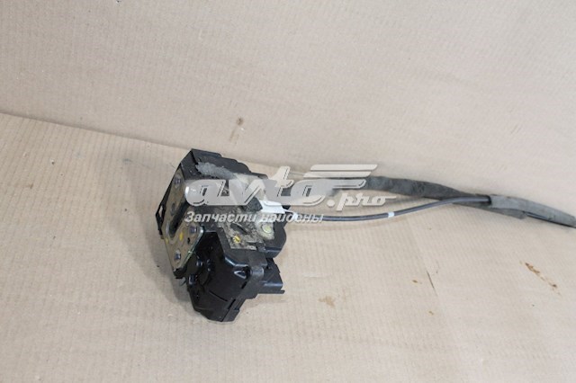 Cerradura delantera izquierda Nissan Navara NP300 III