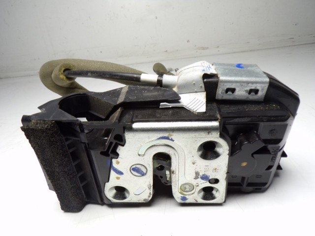 Cerradura de puerta delantera derecha 805004EA2A Renault (RVI)