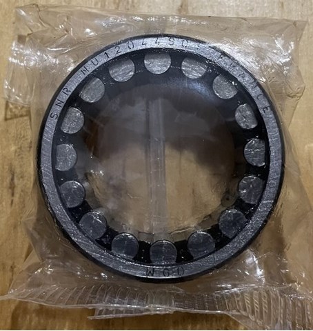 Rodamiento caja de cambios RNU12044S01 SNR