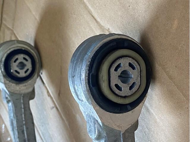 Brazo superior derecho de la suspensión delantera Fiat/Alfa/Lancia 50539880 precio, desde 127,78 EUR