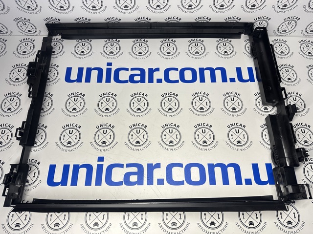 A167504000064 Mercedes Deflector de aire del radiador