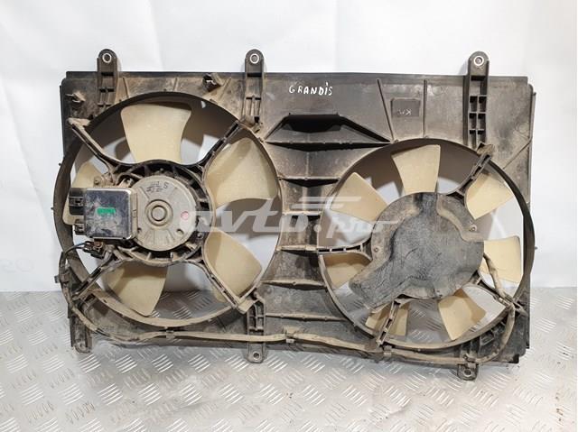 MN135302 Chrysler motor de ventilador, refrigeración, izquierdo