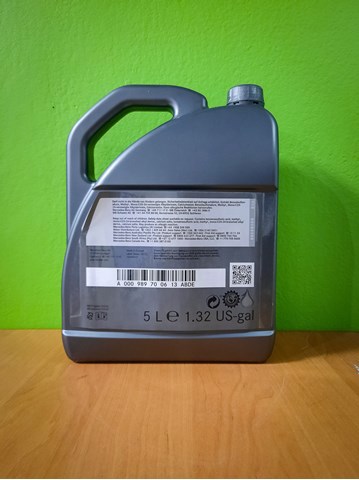 Aceite de motor A000989700613 Mercedes