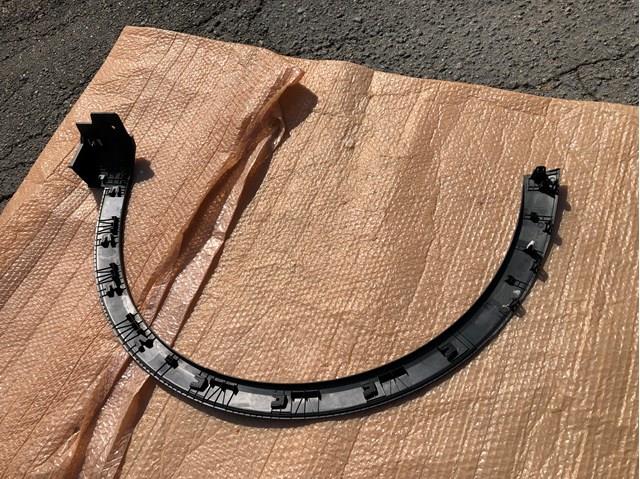 Moldura de guardabarros delantero derecho 87712R2010 Hyundai/Kia