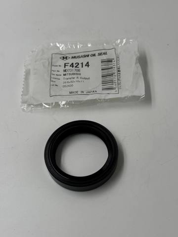 Retén de salida trasero de la caja de transferencia Musashi F4214