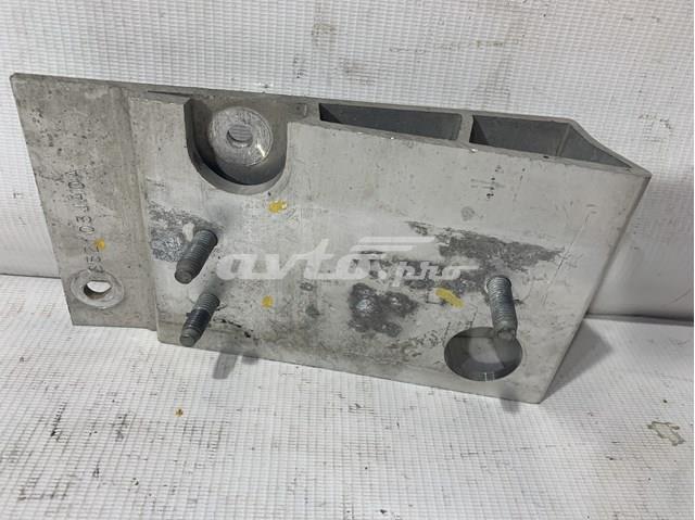 852103JA0A Nissan soporte amplificador para parachoques trasero