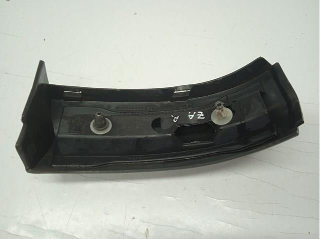 0171096 Opel protector para foco trasero derecho