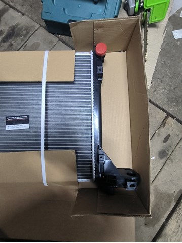 Radiador de água Polcar 60N1082