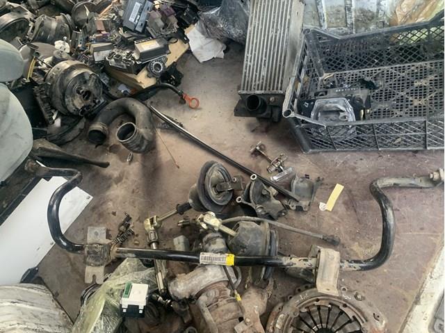 546110003R Renault (RVI) Estabilizador delantero