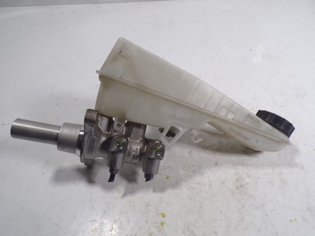 Cilindro maestro de frenos 1613263780 Peugeot/Citroen