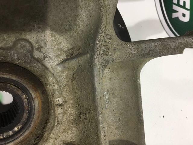 Muñón de eje, cuerpo del eje, trasero izquierdo  Land Rover LR043594