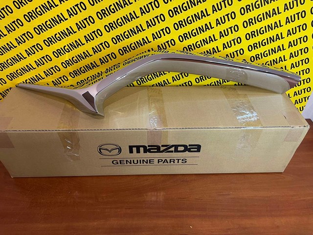 Moldura izquierda de la parrilla del radiador Mazda KB8A507K1B precio, desde 71,10 EUR