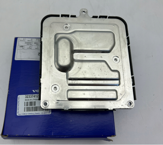 32337412 Volvo Centralita, faros xenon