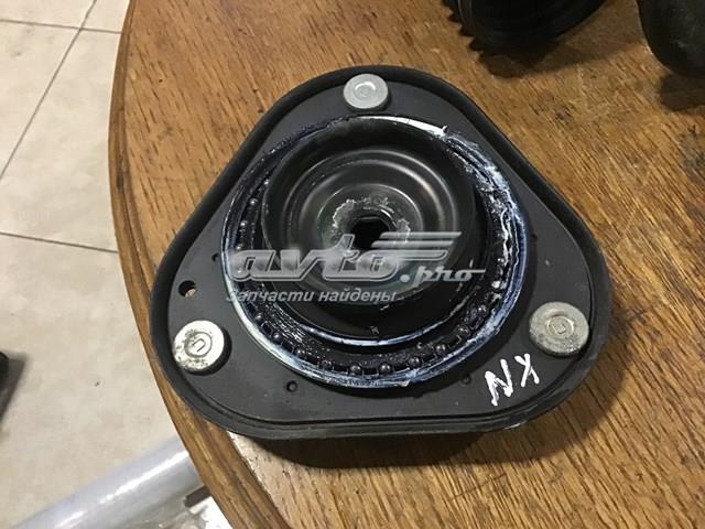 4860978010 Toyota soporte amortiguador delantero