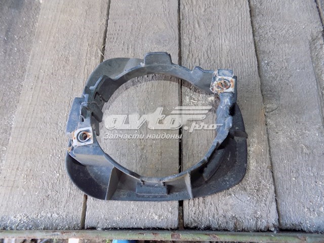 8200605789 Renault (RVI) soporte, faro antiniebla derecho