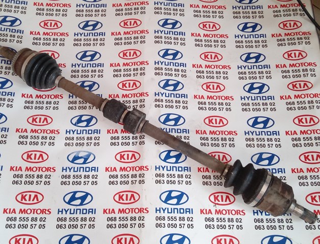 Árbol de transmisión delantero derecho para Hyundai I30 (FD)