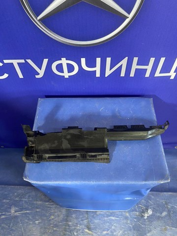 Radiador de refrigeración del motor derecho A1675054900 Mercedes