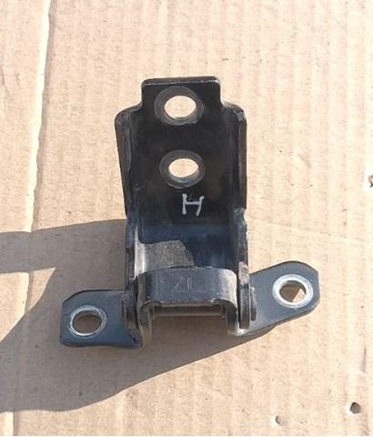 Bisagra de la puerta trasera derecha KD5372240A Mazda