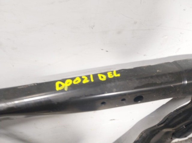 544004MS0C Nissan/Infiniti Subchasis delantero
