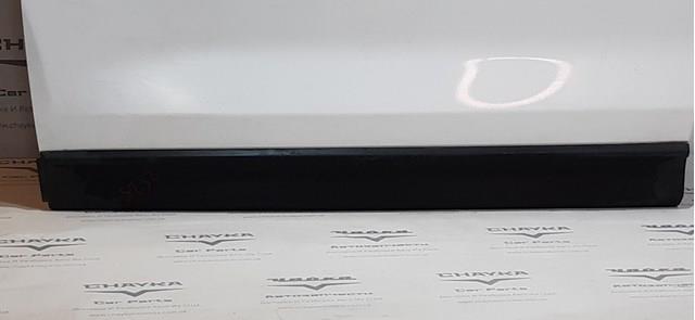 Moldura de puerta delantera izquierda Mazda KB7W51RB0E precio, desde 51,83 EUR