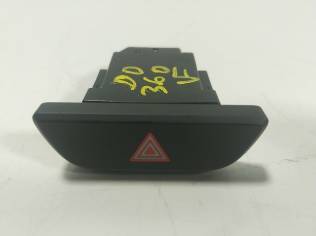Comprar Boton de luz de emergencía Toyota Yaris  P21