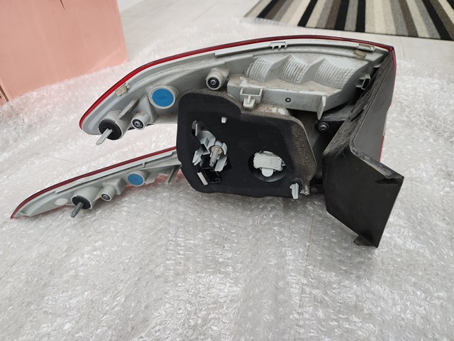 Piloto trasero exterior derecho 9678093880 Peugeot/Citroen