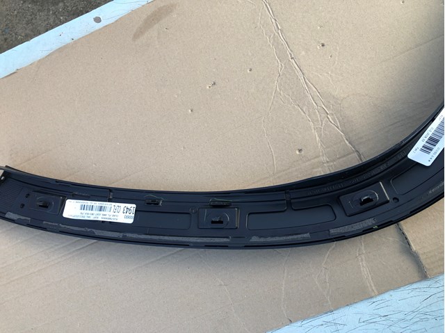 A16788044059999 Mercedes Extensión de aleta delantera izquierda