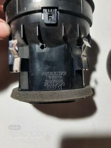 Rejilla de ventilación izquierda del salpicadero A9108303201 Mercedes