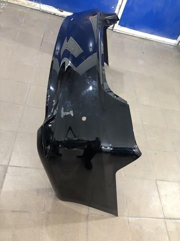 5215933957 Toyota Defensa trasero