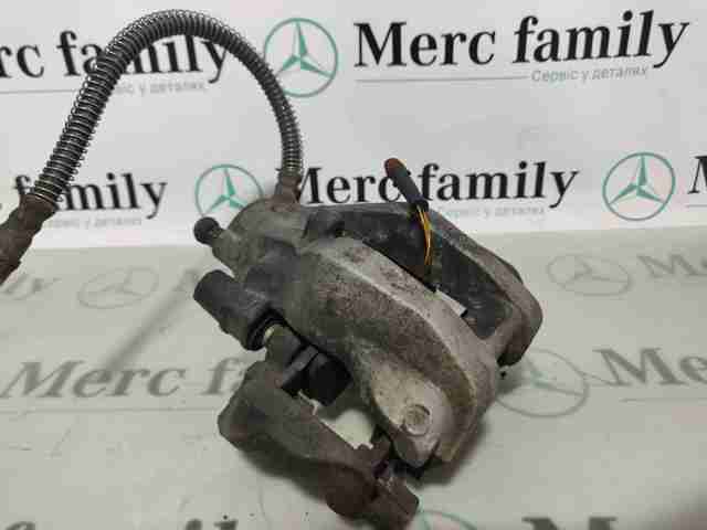 A0024202883 Mercedes pinza de freno trasero derecho