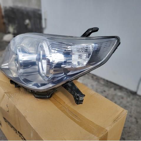 Faro Toyota 8118560M00 precio, desde 635,92 EUR