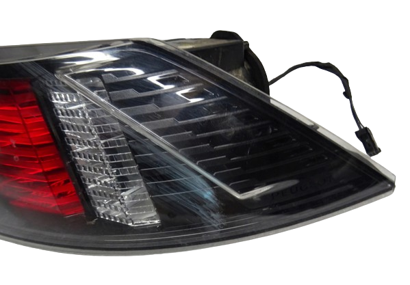9813508380 Peugeot/Citroen Piloto trasero exterior derecho