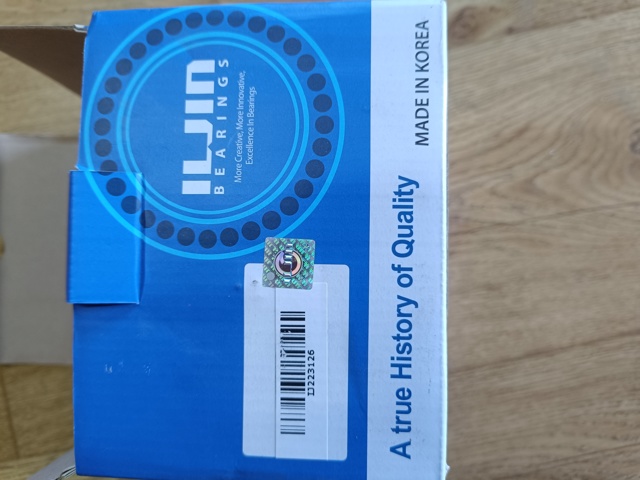Buje de rueda delantero Iljin IJ223126 precio, desde 102,02 EUR