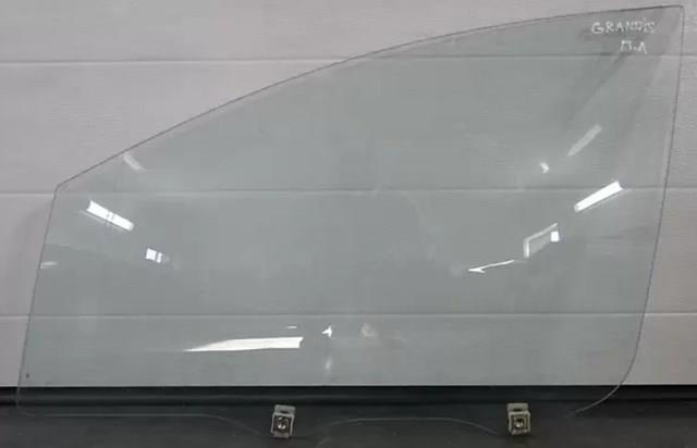 Luna de puerta delantera izquierda para Mitsubishi Grandis (NAW)