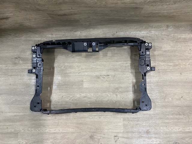 958504 Polcar Soporte de radiador completo (panel de montaje para foco)