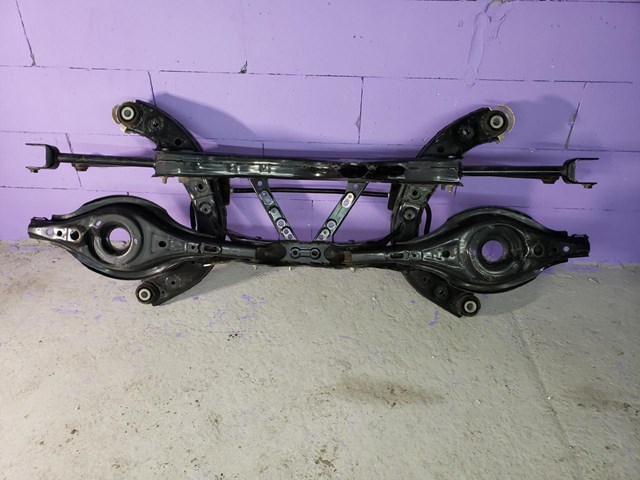 Subchasis trasero Mazda 6 