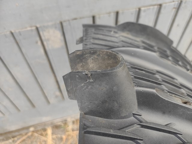 1678857503 Mercedes Rejilla inferior del parachoques delantero
