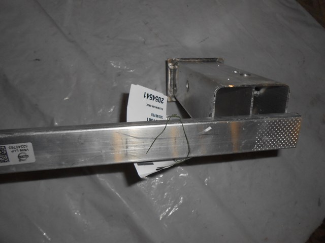 Subchasis delantero soporte motor delantero Volvo 31387240 precio, desde 238,42 EUR