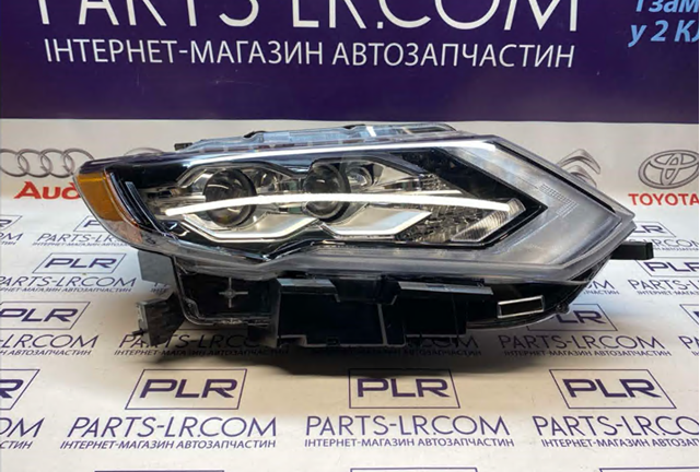 260106FL6A Market (OEM) faro derecho