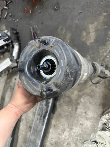 Amortiguador eje delantero izquierda Mercedes A2223204913