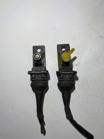 Sensor de aceleración General Motors 90306761