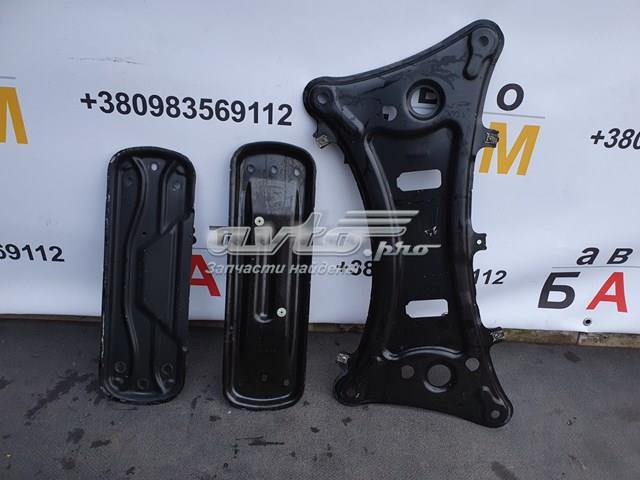 31106786944 BMW protección motor /empotramiento